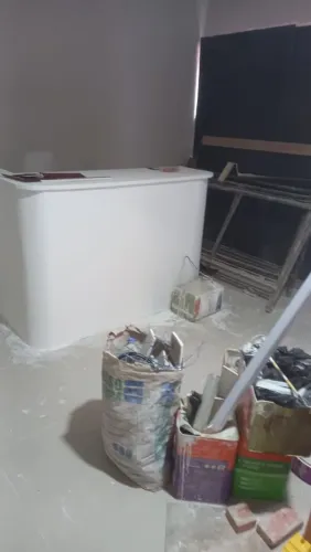 Gesseiro e decorado e piso laminado... gesso liso , forró de Draywll e PVC 