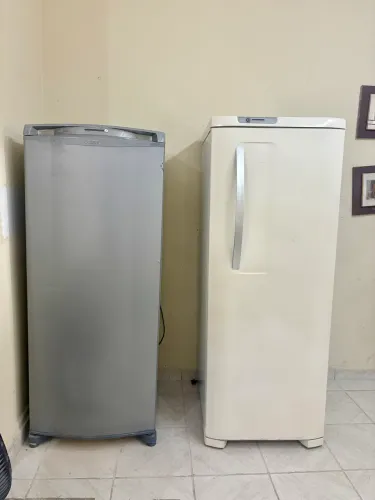 Geladeira cônsul Frost free , geladeira pequena