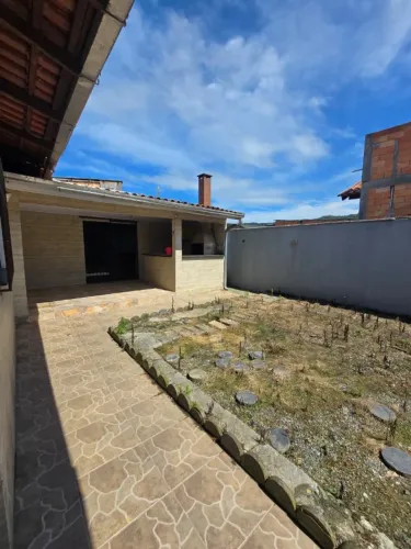 Casa com Kitnets na Nossa Senhora de Fátima 