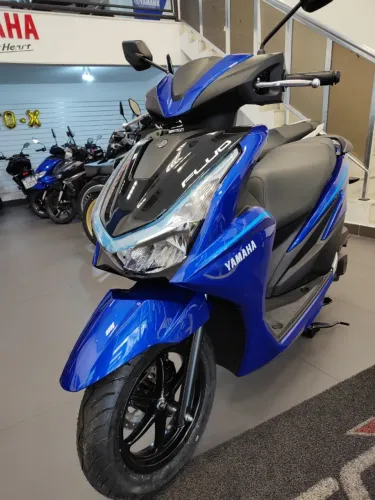 FLUO 125 ABS HYBRID CONNECTED - PRONTA ENTREGA