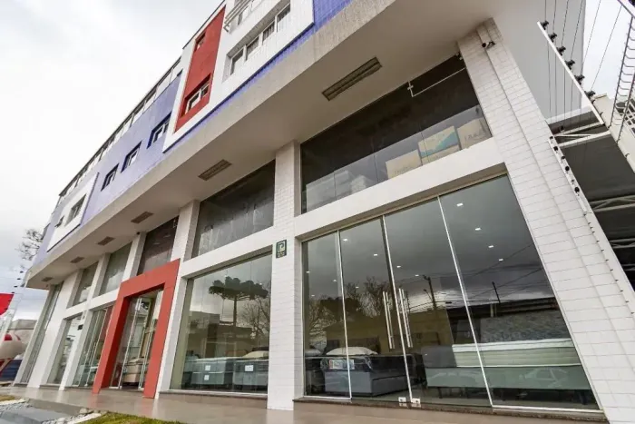 Loja para alugar, 232 m² por R$ 16.900/mês - Bacacheri - Curitiba/PR
