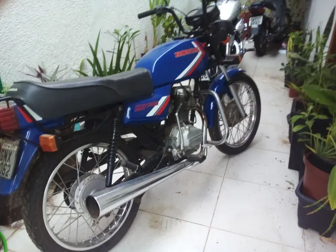 Cg 125 1985....doc. 2026 ok...conservada.....