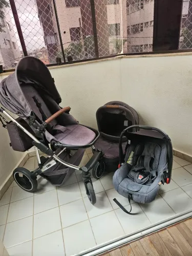 Conjunto Carrinho de Bebê da ABC DESIGN, Bebê Conforto e Moisés.