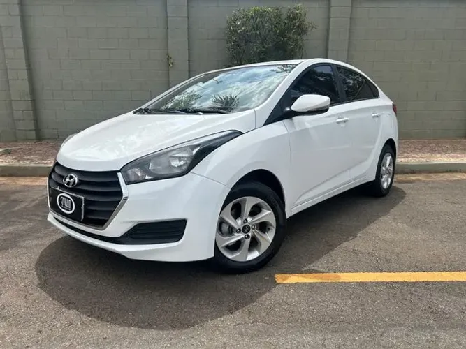 Hyundai HB20S C.plus/c.style 1.6 Flex 16V Mec.4p 2017