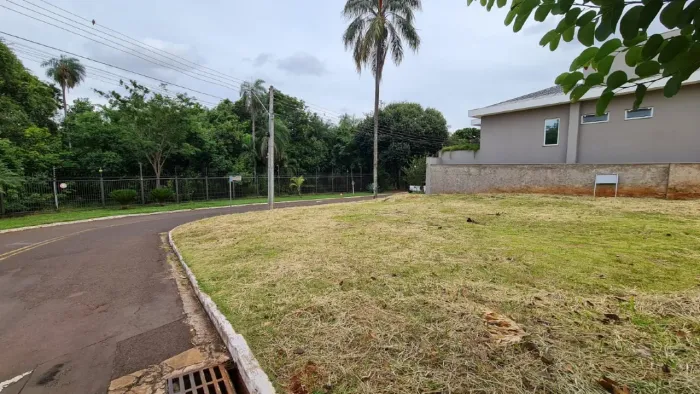 Lote em condomínio à venda, Vila Vilas Boas - Campo Grande/MS