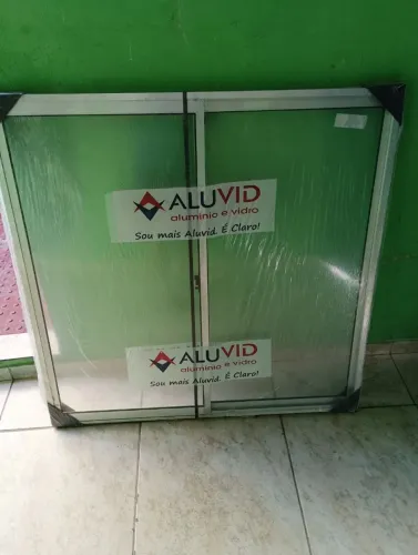 Janela Alumínio ALUVID 100×100