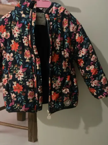 Casaco floral infantil