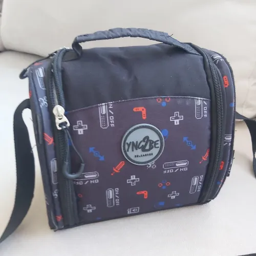 Lancheira  Bolsa térmica Gamer  Preta