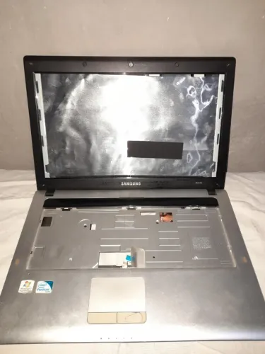 carcaça  samsung rv 410  (moldura ) esta conforme esta nas fotos 