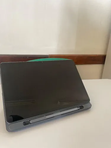 Tablet Lenovo M11 com caneta e capa protetora. Faço desconto!
