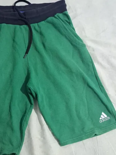 Bermuda adidas