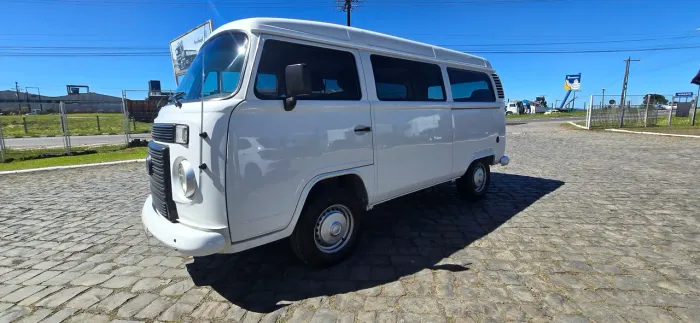 Volkswagen Kombi Standard 1.4 MI Total Flex 8V 2013