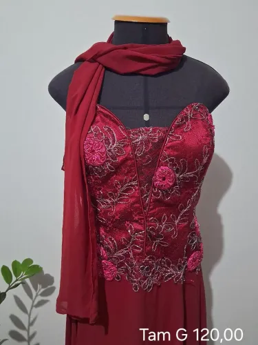 Vestido de festa longo vermelho