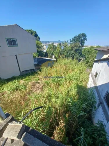 Terreno com vista para as Pontes de Floripa!