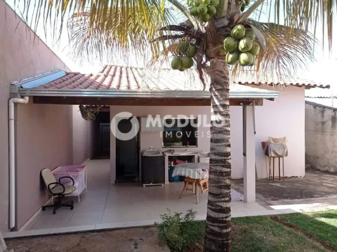 CASA RESIDENCIAL à venda, 2 quartos, 2 vagas, JARDIM CANAA - Uberlândia/MG