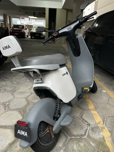 Autopropelido Aima elétrica