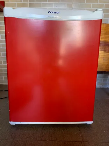 Frigobar Consul - 76L - Gaveta Multiuso - 127V