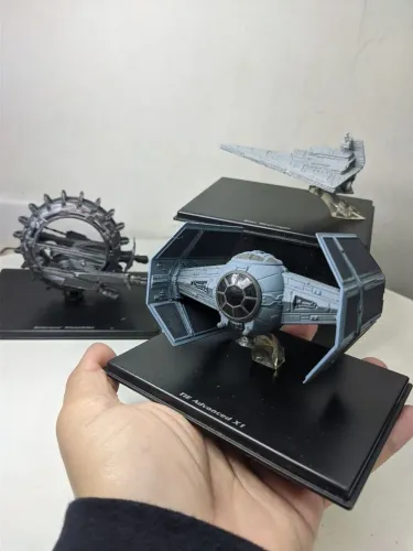 Coleção Miniaturas Planeta DeAgostini Naves Star Wars - TIE Advanced x1, Star Destroyer