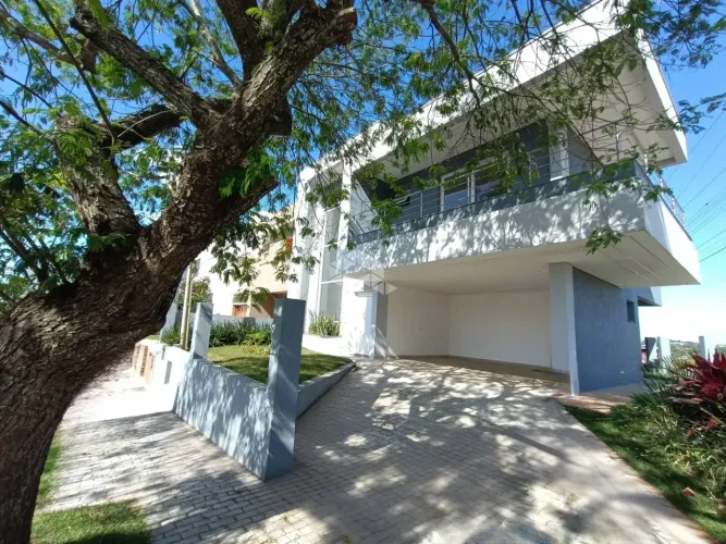 CASA EM CONDOMINIO COM 4 DORMITÓRIOS, 3 SUÍTES, 2 VAGAS - VERDES CAMPOS À VENDA 217m2