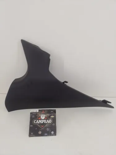 Moldura Coluna Porta Traseira Esquerda Nissan Versa 2016