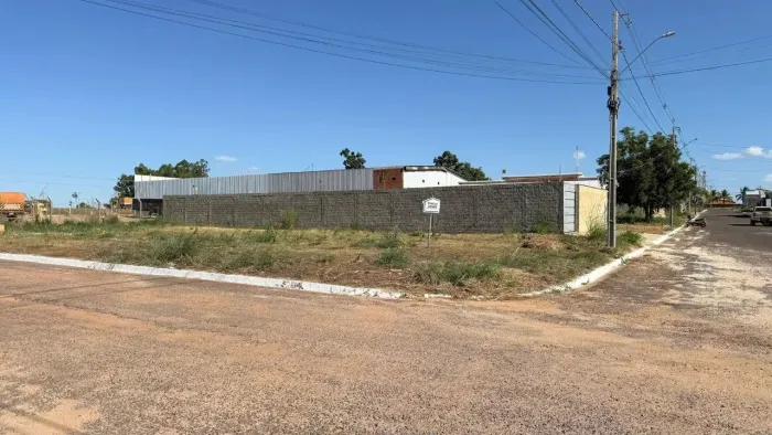 Terreno à venda no Residencial Araguaia Parque - Água Boa - MT