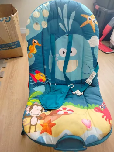 Vendo uma cadeirinha de descanso 