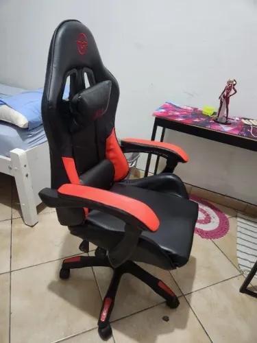 Vendo cadeira gamer tgt 