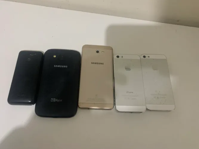 5 carcaças de celular