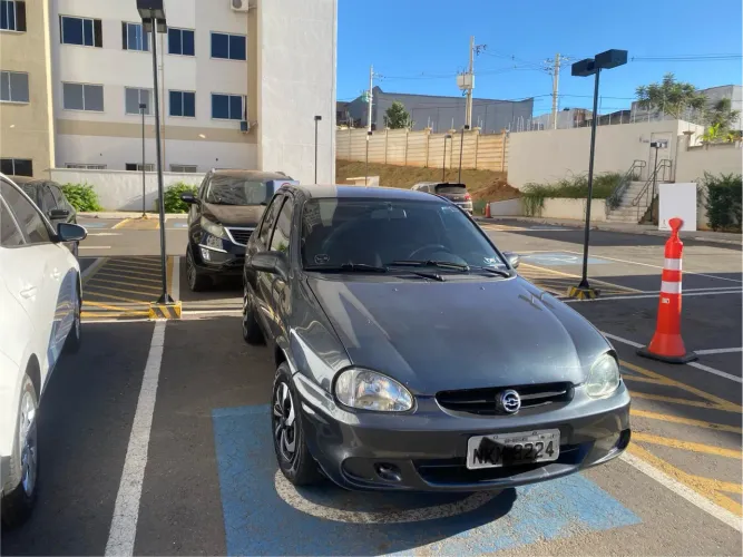 Chevrolet Corsa SED Class.spirit 1.0/1.0 Flexpower (álcool) 2008