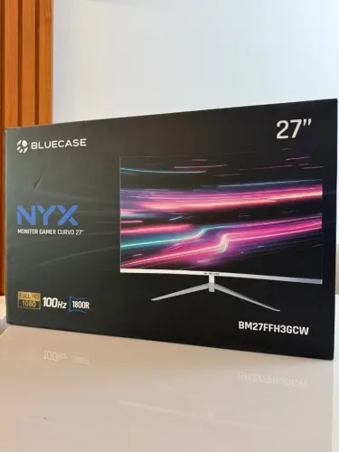 Monitor Gamer Bluecase Nyx 27 Curvo 100Hz Full HD Branco