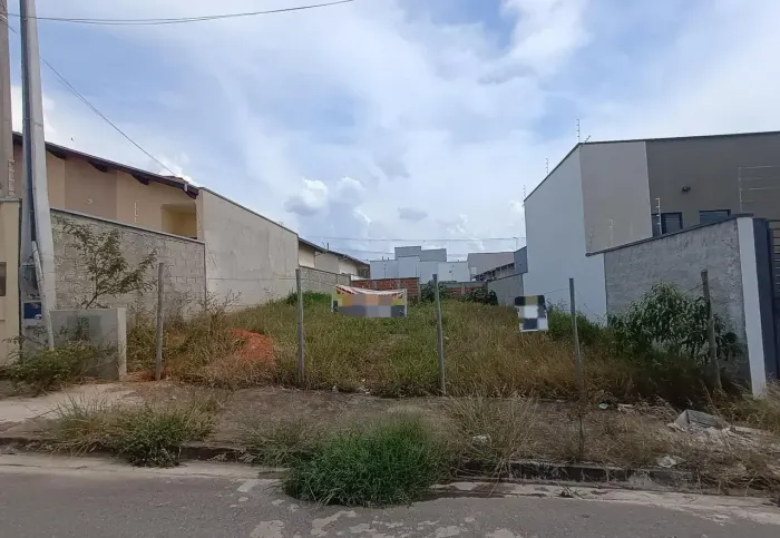 Terreno meio lote à venda, 125 m² por R$ 104.900 - Barreiro - Taubaté/SP