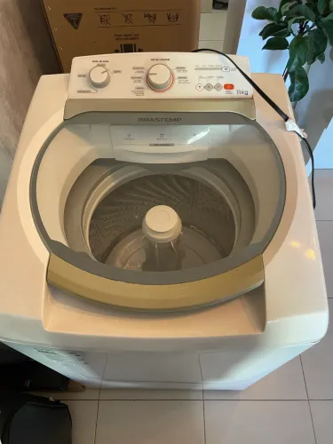 Máquina de Lavar 11KG Brastemp BWJ11A/220