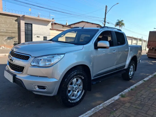 Chevrolet S10 Pick-up LT 2.4 F.power 4X2 CD 2014