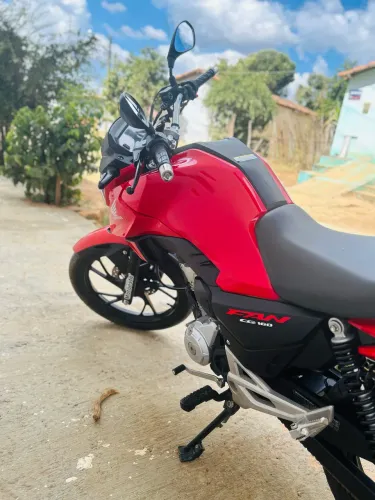 ? FAN 160 2026 ? IMPECÁVEL!  ? Apenas 8.000 km rodados ? Ano 2026 ? Totalmente em dia 