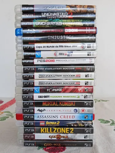 Lote PS3 com 19 Jogos - God of War, Uncharted, Mortal Kombat + Clássicos | Completo