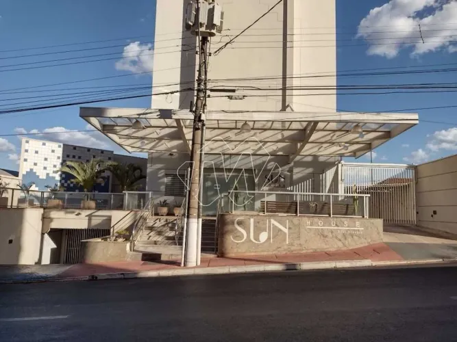 Venda de Apartamentos / Padrão na cidade de Araraquara