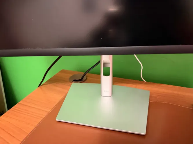 Monitor Dell De 27 4k Com Hub Usb-c P2723qe