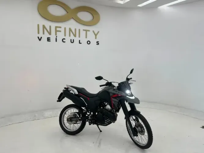 Xtz 250 Lander 2025 com apenas 7mil km rodados / Excelente Oportunidade