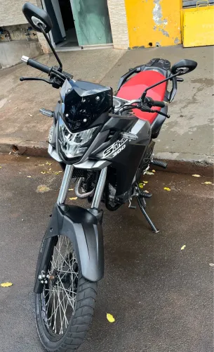 Venda Moto super nova XRE Sahara 300 2025/2025
