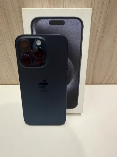 iPhone 15 pro 256gb