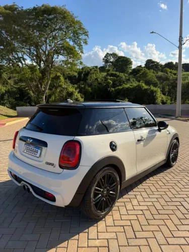 Mini Cooper S 2.0 Turbo 16V 3P Aut. 2016