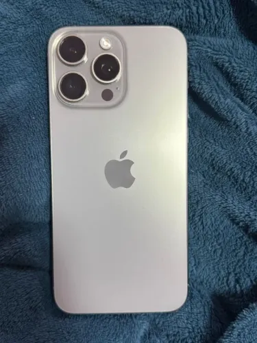 iPhone 15 pro Max 256 gb