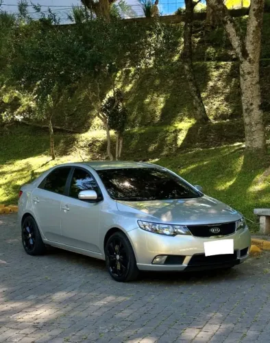 Kia Motors Cerato 1.6 16V Mec. 2010