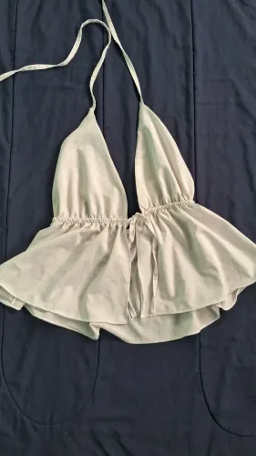 Blusa branca com decote