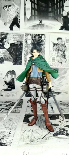 Levi e Eren - Banpresto Master Star Piece