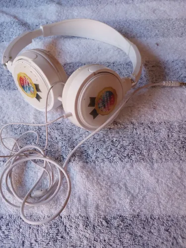 Fone de ouvido para computador pouco uso