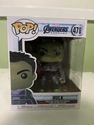 Funko pop Hulk com a manopla Vingadores Ultimato