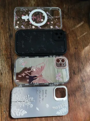 Capinhas iPhone 11 (da pra usar no xr)