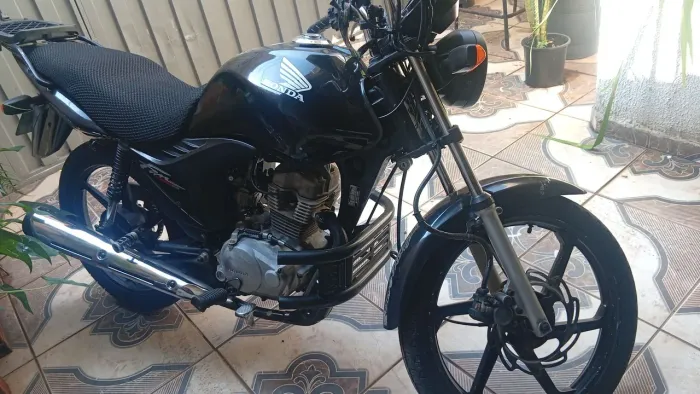 Vendo moto revisada pintura pinel relação 