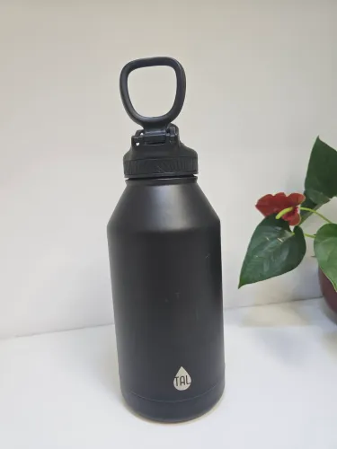 Garrafa Térmica TAL Ranger Pro 64oz 1,9L - Original Importada, pouco usada<br><br>